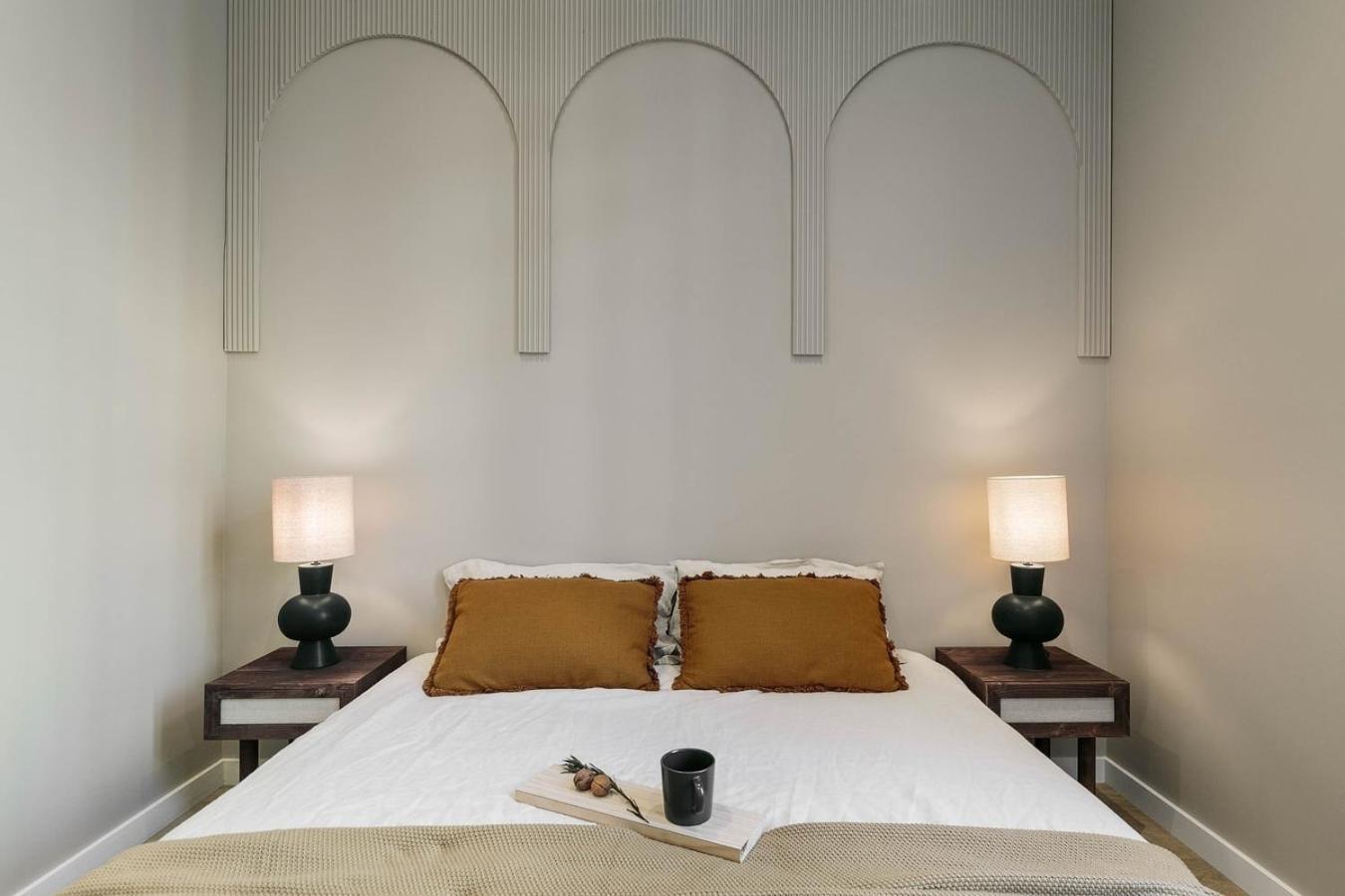 Pontone - 2 Bedrooms And Balcony In Eixample Dreta Appartement *