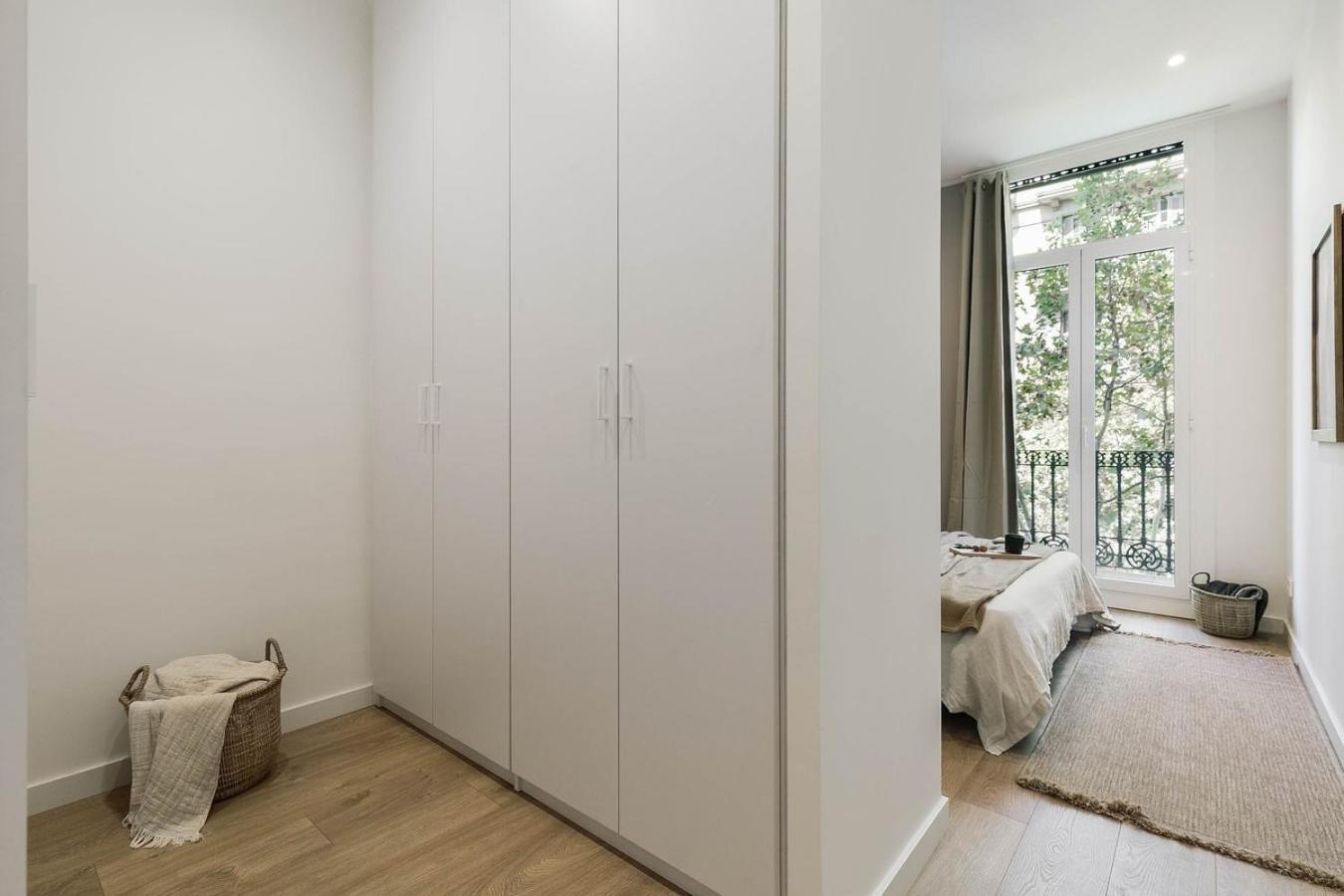 Appartement Pontone - 2 Bedrooms And Balcony In Eixample Dreta